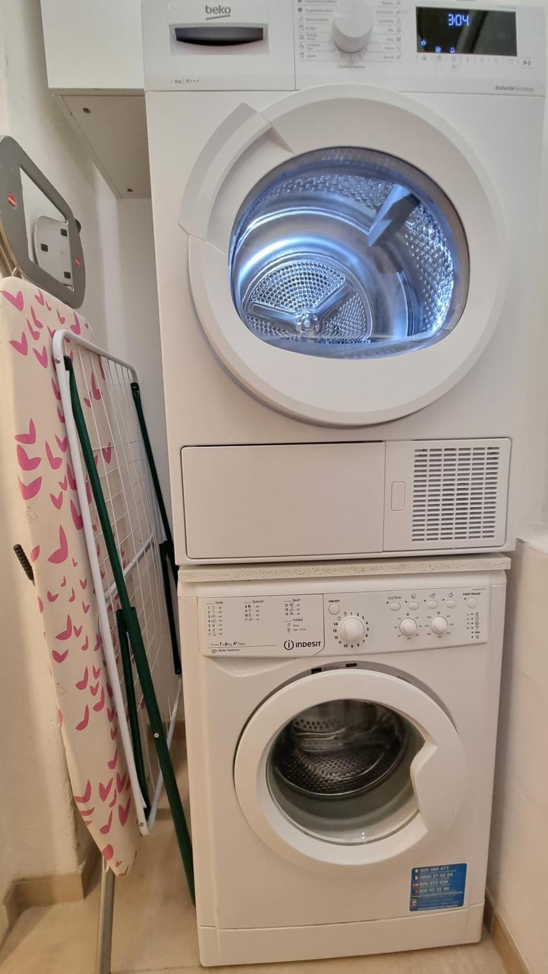 פראג Finnem Rentals Tyrsova מראה חיצוני תמונה