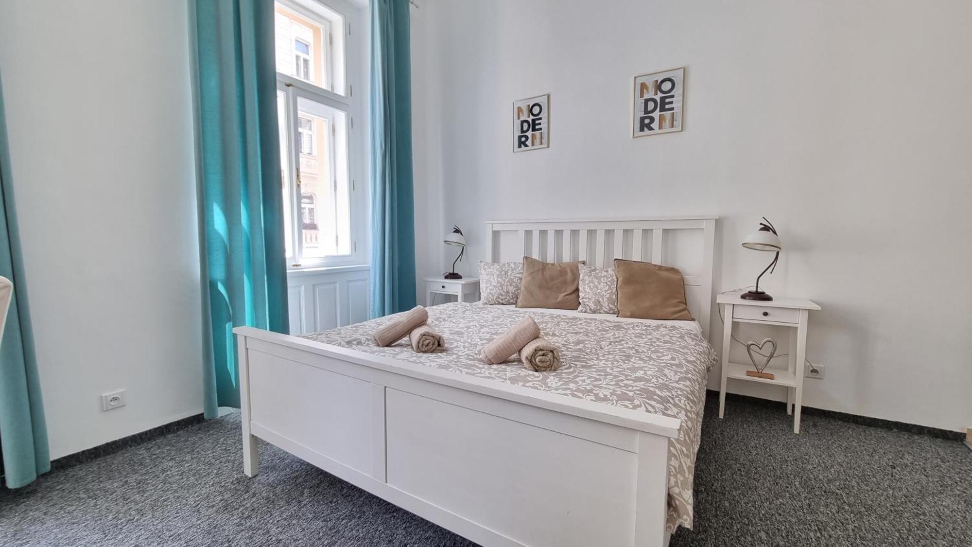 פראג Finnem Rentals Tyrsova מראה חיצוני תמונה